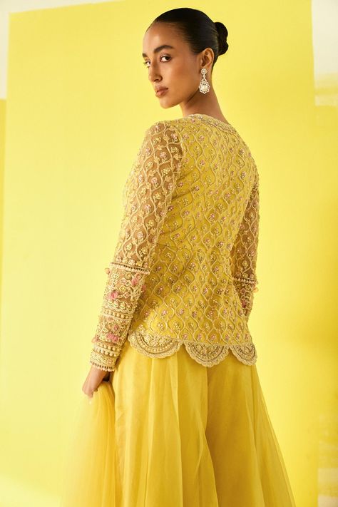 Buy Yellow Peplum: Net Embroidery Bead Deep V Neck Aafeh Top Sharara Set For Women by Ridhi Mehra Online at Aza Fashions. Peplum Sharara, Net Sharara, Flared Sharara, Flared Lehenga, Ridhi Mehra, Haldi Outfits, Organza Lehenga, Vogue India, Embroidered Dupatta