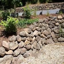 Fieldstone Wall, Building A Stone Wall, Dry Stack Stone, Mailbox Landscaping, Stone Landscaping, Stone Retaining Wall, Cottage Garden Design, Rock Garden Landscaping, Farmhouse Garden