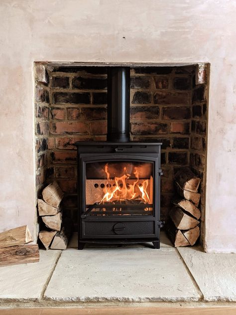 Coal Burning Fireplace, Coal Stove, Boiler Stoves, Log Burning Stoves, Wood Stove Fireplace, Fireplace Beam, Old Fireplace, Multi Fuel Stove, Log Fires