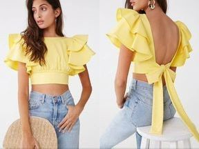 Fashion Tops Blouse, Trendy Blouses, Trendy Blouse Designs, Crop Top Outfits, Trend Fashion, Saree Blouse Designs, Mode Inspiration, Trendy Tops, Fashion Sewing