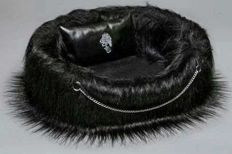 Black Dog Bed, Puppy Kit, Styl Goth, Gothic Bed, Faux Fur Bedding, Gothic Furniture, Goth Home Decor, Designer Dog Clothes, Goth Decor