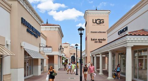 Shopping Orlando, Orlando Shopping, Orlando Outlet, Florida Shopping, Orlando Activities, International Drive Orlando, Florida Mall, Strip Mall, Outlet Mall