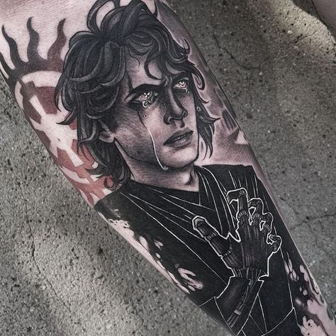 Star Wars Ink on Instagram: “How cool is this Anakin by @sammraee!? #starwars #starwarsart #blackandgreytattoo #blackink #starwarstattoo #sleevetattoo #anakinskywalker…” Anakin Tattoo, Star Wars Tattoo, Black And Grey Tattoos, Star Wars Art, Art Class, Black Tattoos, Art Classes, Sleeve Tattoos, Portrait Tattoo