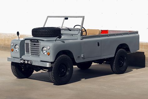 Land Rover 109 Serie 3, Land Rover Series 3 109, Land Rover Defender Custom, Land Rover Pick Up, Land Rover Serie 1, Landrover Series, Classic European Cars, Big Boyz, Land Rover Series 3