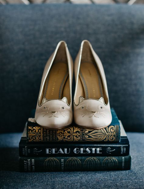 cat bridal heels Cat Wedding Outfit, Cat Wedding Decorations, Celestial Wedding Shoes, Cat Themed Wedding Ideas, Cat Themed Wedding, Vintage Glamour Wedding, Sparkly Wedding Shoes, Wedding Edit, Glamour Wedding