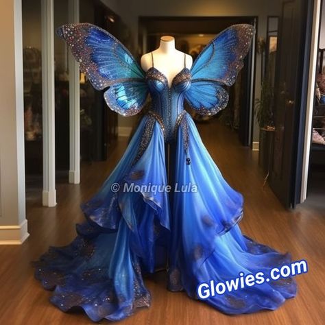 Blue Butterfly Costume, Blue Butterfly Dress, Wings Ideas, Butterfly Wing Dress, Dress With Wings, Monique Lula, Butterfly Costume, Jungle Party, Fantasy Gowns