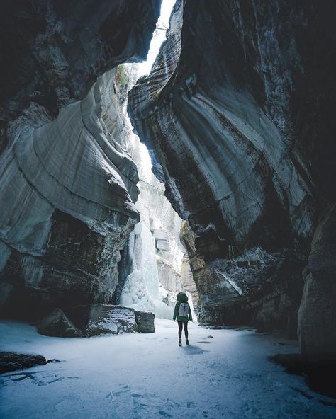 Barbarian Aesthetic, Ice Planet, Slot Canyons, Hiking Photography, Slot Canyon, Waterfall Photography, Explore Canada, Book Aesthetics, Beautiful Waterfalls