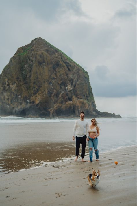 Oregon Coast Maternity Photos, Cannon Beach Oregon Photography, Oregon Photoshoot, Beach Maternity Photoshoot, Oregon Photography, Cannon Beach Oregon, Beach Maternity, Cannon Beach, Maternity Photoshoot