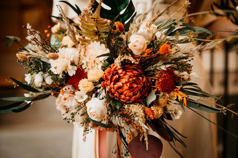 Red Wedding Flowers Bouquet, Denmark Wedding, Peach Wedding Bouquet, Small Bridal Bouquets, Wildflower Wedding Bouquet, Backyard Wedding Dresses, Smith Wedding, Cascading Bridal Bouquets, Orange Bouquets