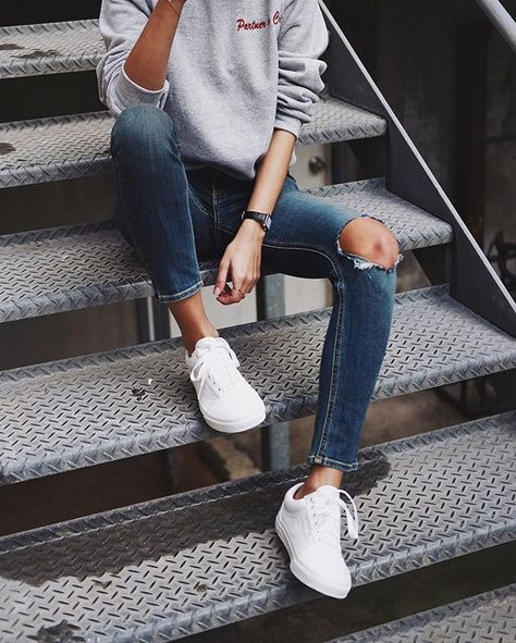 White Vans Outfit Summer, Vans Outfit Summer, Old Skool Outfit, White Vans Outfit, Vans Outfit, Vans White, White Vans, Photo Instagram, Outfit Casual