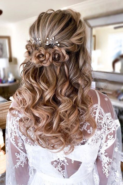 Cute Wedding Hairstyles, Loose Curls Hairstyles, Quinceanera Hairstyles, Quince Hairstyles, Vlasové Trendy, Long Hair Wedding Styles, Peinados Fáciles Para Cabello Corto, Wedding Hair Down, Penteado Cabelo Curto