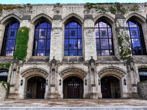 The 25 Most Beautiful College Campuses in America - Photos - Condé Nast Traveler College Schedule, University Hall, Gothic Buildings, Teachers College, Chicago University, Western University, College Courses, Boston College, College Aesthetic