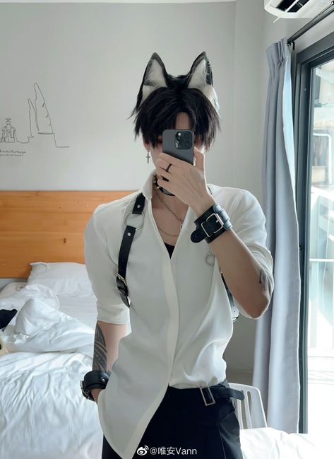 Dog Boy Oc, Cat Boy Aesthetic, Weian Vann, Hot Biker Guys, Dark Academia Outfits, Black Outfit Men, Academia Outfits, Gay Outfit, Handsome Asian Men