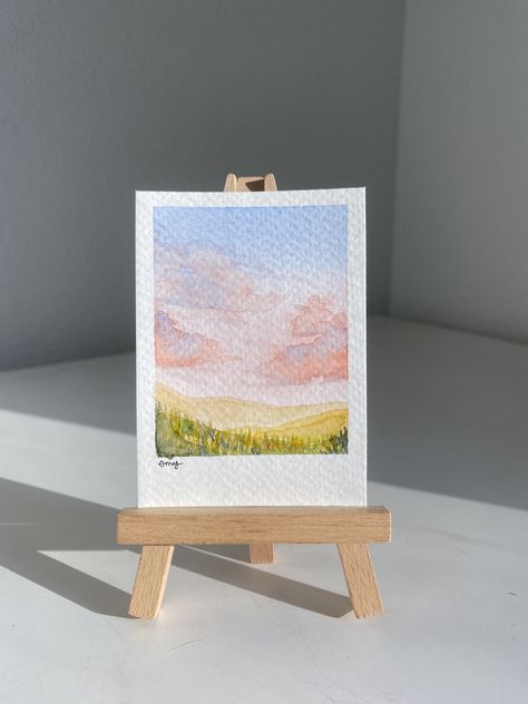 Tiny sunset polaroids. Each one is handpainted to order! These pieces are inspired by the Missouri landscape, making them a great keepsake, gift, or decoration for your own home! -Free shipping Please let me know if I can customize or perfect this design just for you! -Em Mini Art Prints, Small Painting Ideas Watercolor, Cute Mini Watercolor Paintings, Mini Paintings Ideas Watercolors, Postcard Watercolor Ideas, Mini Watercolor Painting, Mini Watercolour Painting, Simple Water Coloring Ideas, Mini Landscape Paintings