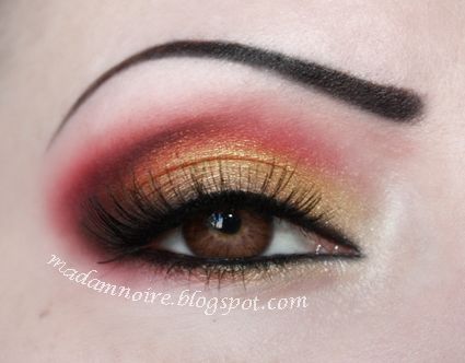 Gryffindor Inspired Maquillage Harry Potter, Harry Potter Makeup, Harry Potter Wedding Theme, Chic Makeup, Makeup Studio, Bride Of Frankenstein, Cruelty Free Makeup, Makeup Geek, Costume Makeup