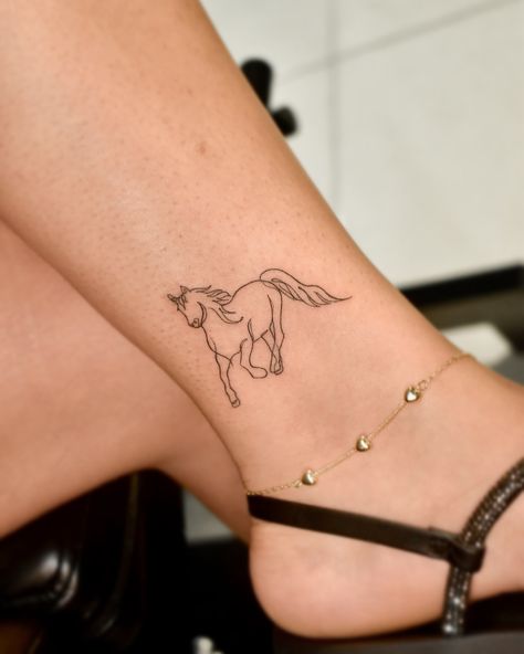 🐎 ❤️ . #tattoo #tatuagem #tatuaje #horse #tattoohorse #fineline #finelinetattoo Fine Line Horse Tattoo, Ankle Bracelet Tattoo, Bracelet Tattoo, Tattoo Bracelet, Horse Tattoo, Fine Line Tattoos, Ankle Bracelet, Line Tattoos, Fine Line