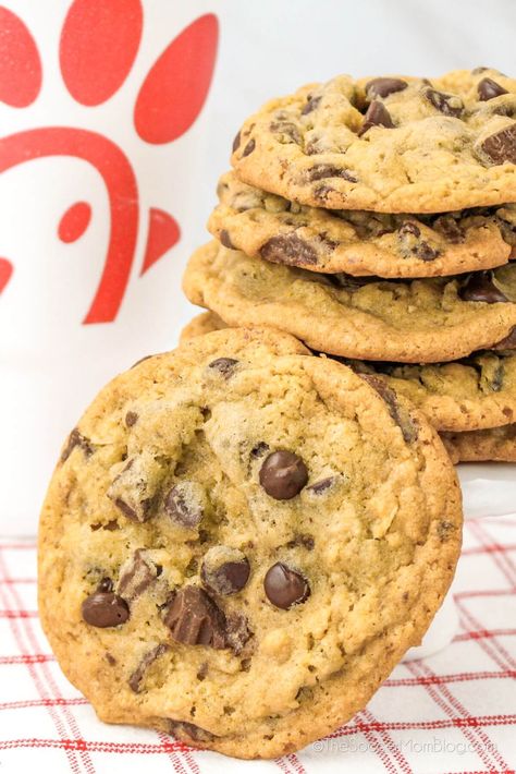 Chic Fil A Chocolate Chip Cookie Recipe, Chik Fil A Oatmeal Chocolate Chip Cookies, Chick Fil A Cookie Recipe Copycat, Chic Fil A Cookie Recipe, Chik Fil A Cookie Recipe, Chick Fil A Chocolate Chunk Cookies, Chickfila Cookie Recipe, Chick Fil A Chocolate Chip Cookie Recipe, Copycat Chick Fil A Cookies