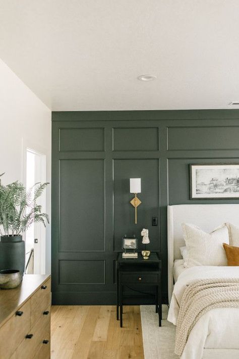 Green Wall Black Trim, Moldings And Trim Accent Walls Bedroom, Panneling Rooms Bedroom Green, Dark Bedroom Panelling, Dark Panelling Bedroom, Dark Green Panelling Bedroom, Dark Green Bedroom Color Scheme, Wall Moulding Bedroom, Dark Green Panelling