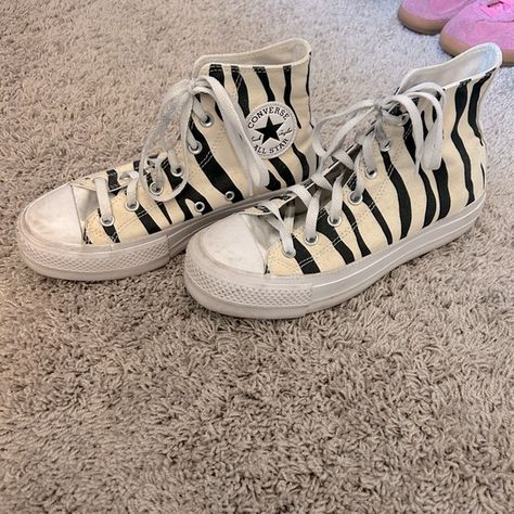 ZEBRA CONVERSE HIGH TOP Zebra Converse, Converse High Top, Converse High, Converse High Tops, Womens Converse, Converse All Star, 2 On, Converse Shoes, High Top