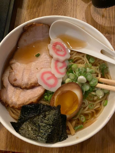 Ramen Bowl Aesthetic, Yuji Aesthetic, Jjk Yuji Itadori, Aesthetic Jujutsu Kaisen, Yuji Itadori Manga, Ramen Aesthetic, Jjk Yuji, Apricot Butter, Minimalist Kawaii