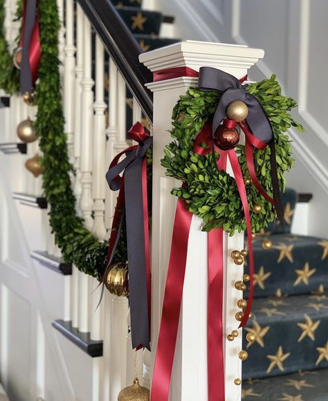 Weekend Notes Decorating With Blue, Christmas Banister, Christmas Stairs, Christmas Staircase, Patriotic Christmas, Stair Decor, Christmas Interiors, White Christmas Decor, 2024 Christmas