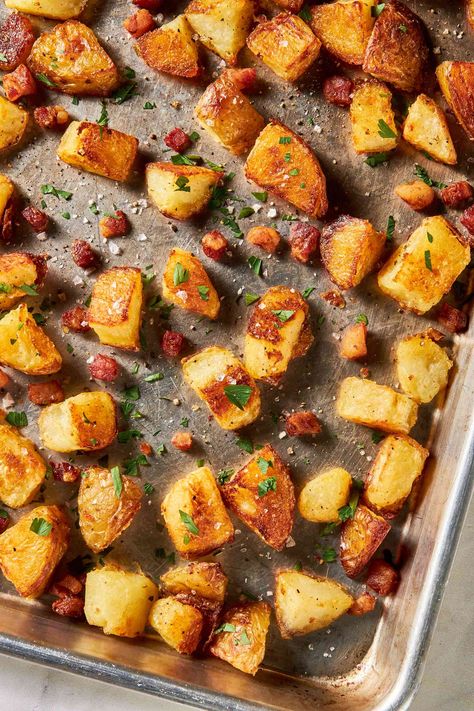 Ina Garten Roasted Potatoes, English Potatoes, Crispy Roasted Potatoes, Perfect Roast Potatoes, Roasted Potatoes And Carrots, She Cooks, Potatoes And Carrots, Frozen French Fries, Ina Garten Recipes