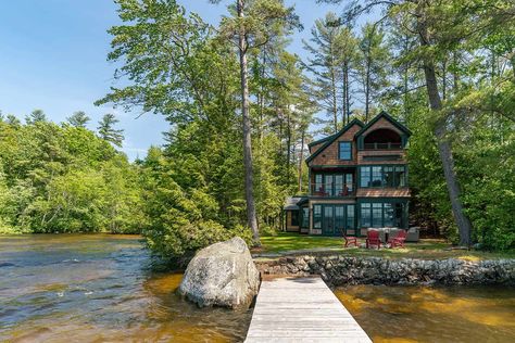 New England Lake House, Craftsman Lake House, Craftsman Exterior, House Cottage, Barn Style House, Lake House Decor, House Design Photos, Architecture Interiors, Patio Stones