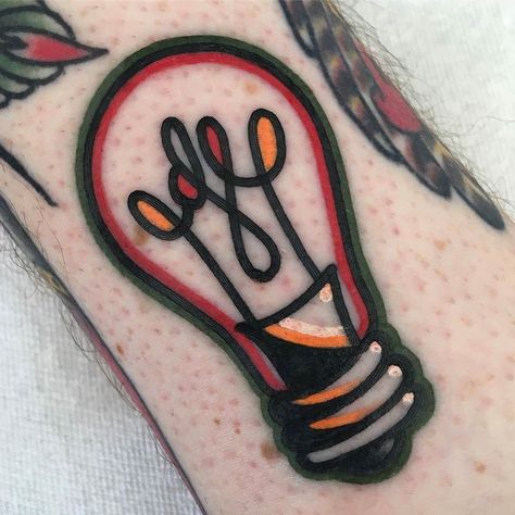 Lightbulb tattoo by @dereksayegtattooer at Genuine Electric Tattoo in Los Angeles CA #dereksayegtattooer #dereksayeg #genuineelectrictattoo #la #losangeles #california #lightbulb #lughtbulbtattoo #tattoo #tattoos #tattoosnob Traditional Light Bulb Tattoo, Light Bulb Tattoo, Bulb Tattoo, Lightbulb Tattoo, Electric Tattoo, Traditional Light, Pen Tattoo, E Tattoo, Traditional Tattoo Flash