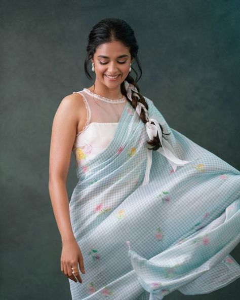 Keerthy Suresh (@keerthysureshofficial) • Instagram photos and videos Single Pleat Saree, Pleated Saree, Saree Painting Designs, Black Hair Aesthetic, Designer Sarees Wedding, Keerthi Suresh, Web Stories, Keerthy Suresh, Bridesmaid Saree