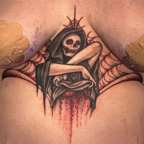 Goth Tattoos For Women Leg, Spooky Hip Tattoo, Goth Stomach Tattoos For Women, Unique Gothic Tattoos, Sternum And Stomach Tattoo, Gothic Tattoo Ideas For Women, Spooky Feminine Tattoos, Gothic Sternum Tattoo Women, Spooky Chest Tattoo