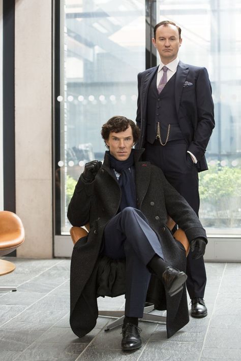 Embedded image Sherlock And Mycroft, Sherlock Season 4, Holmes Brothers, John Lock, Men In Suits, Sherlock Holmes Benedict, Danny Ocean, Sherlock Cumberbatch, Mycroft Holmes