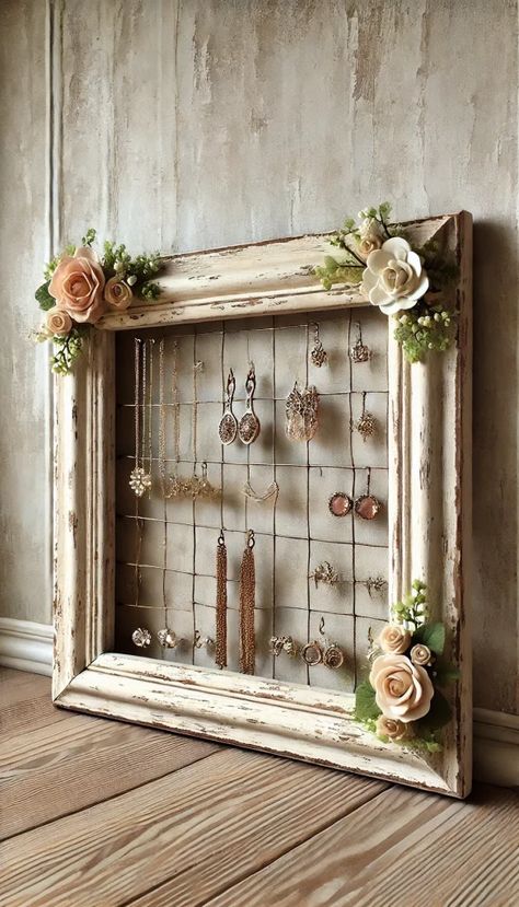 Rustic Frames Ideas, Old Window Projects Farmhouse, Empty Picture Frame Ideas, Diy Old Window Projects, Old Frames Ideas Wall Art, Old Picture Frame Ideas, Antique Windows Repurposed, Frame Decorating Ideas, Rustic Window Decor