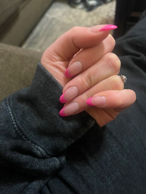 Pink French Tip Nails Almond, Tip Nails Almond, French Tip Nails Almond, Pink French Tip Nails, Almond Nails Pink, Pink Tip Nails, Pink French Tip, Pink French Nails, Pink Gel Nails