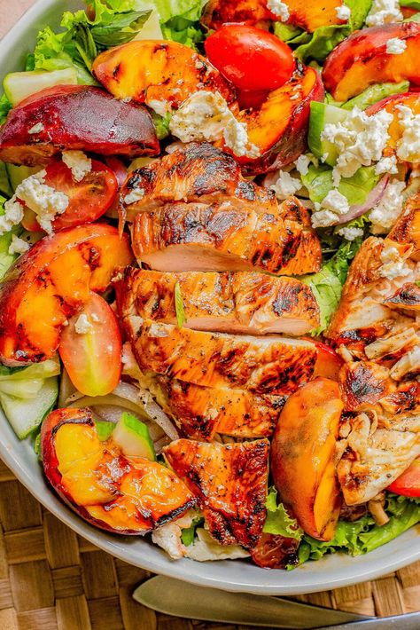 Summer Produce Recipes, Salad With Lemon Vinaigrette, Juicy Grilled Chicken, Peach Chicken, Grilled Peach Salad, Averie Cooks, Salad With Lemon, Red Onion Salad, Summer Produce