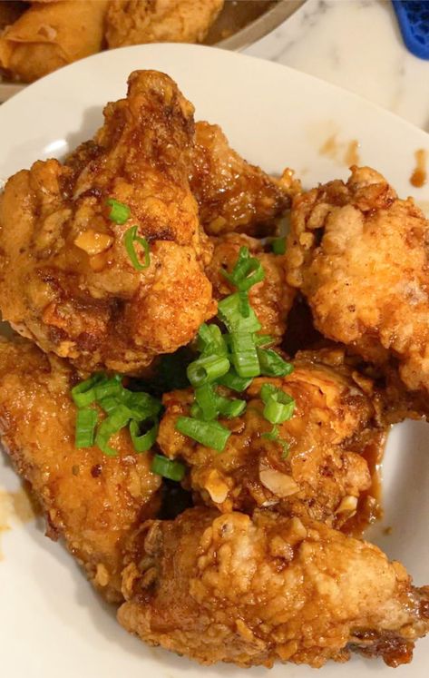 Soy Garlic Korean Fried Chicken - Cook With Dana Soy Garlic Korean Fried Chicken, Soy Garlic Sauce, Soy Garlic Chicken, Korean Fried Chicken Recipe, Garlic Fried Chicken, Chicken Batter, Fried Chicken Recipe, Korean Fried Chicken, Egg Recipe