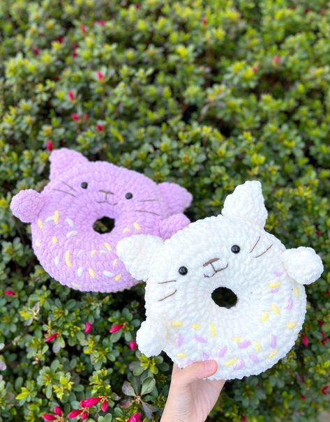 Cat Plushie Pattern, Amigurumi Blanket, Cat Donut, English Terms, Easy Blanket, Cat Plushie, Chibi Cat, Plush Yarn, Cat Coasters