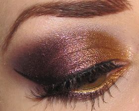 Glitter is my crack...: Copper, Bronze, Purple and Plum Eye Makeup Tutorial Plum Eye Makeup, Bronzed Makeup Tutorial, Steampunk Makeup, Eye Makeup Glitter, Bronze Eye Makeup, Make Up Designs, Trendy Eyeshadow, Dramatic Eye Makeup, Bronze Makeup