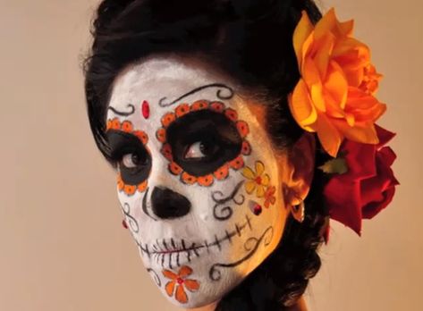 orange Day of the Dead makeup Day Of The Dead Makeup, Halloween Makeup Sugar Skull, Dead Makeup, Orange Makeup, Dead Hair, Day Of The Dead Art, Snickers Bar, Sugar Skull Makeup, Makeup Easy