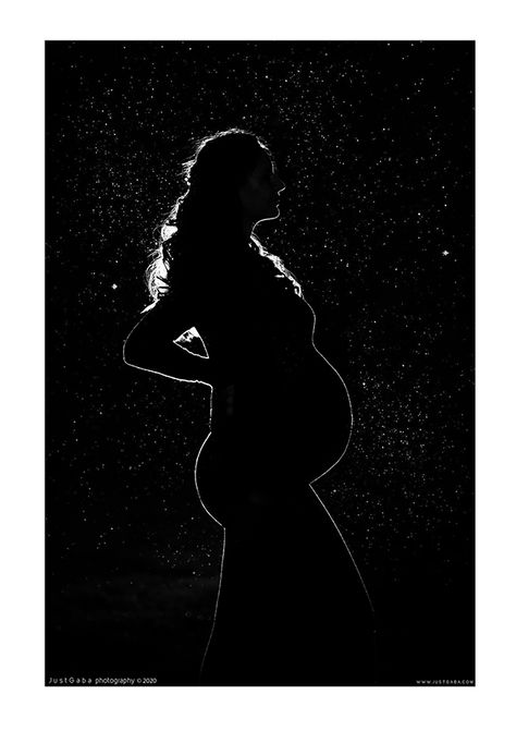 Maternity Shoot At Night, Night Maternity Photoshoot, Creative Maternity Pictures, Home Maternity Photography, Maternity Silhouette, Studio Maternity Shoot, Maternity Studio Photoshoot, Studio Maternity Photos, Maternity Photography Studio