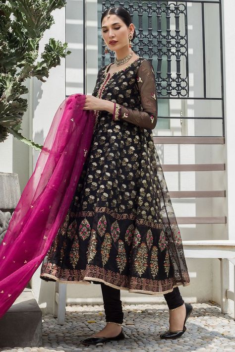 Pakistani Frocks, Deepak Perwani, Formal Casual Wear, Designer Bridal Lehenga Choli, Pop False Ceiling, Pop False Ceiling Design, Colour Combinations Fashion, Tie Dye Crafts, Fancy Casual