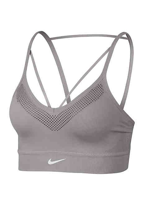 Bra Outfit, Evolution Of Fashion, Athletic Gear, Seamless Sports Bra, Ralph Lauren Women, Women's Sports, Nike Sports, Sport Bh