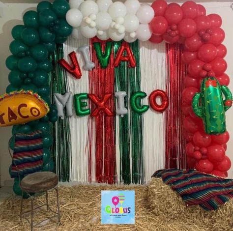 Mexico Independence Day Decoration, Mexico Decorations, Mexico Party Decorations, Mexican Independence Day Party, Mexico Party, Fiesta Birthday Invitations, Mickey Mouse Balloons, Mexican Independence Day, Mexican Night