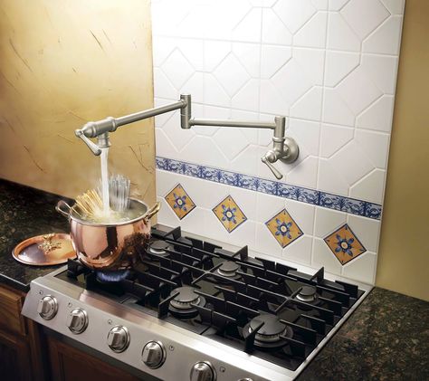 Pot filler faucet