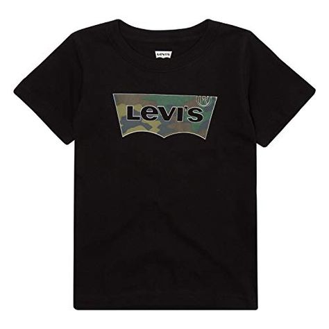 Levis Tshirt, Under Armour Outfits, Polo Shirt Outfits, Creative T Shirt Design, Levis T Shirt, Tshirt Printing Design, Shirt Outfits, Tshirt Design Inspiration, Shirt Design Inspiration