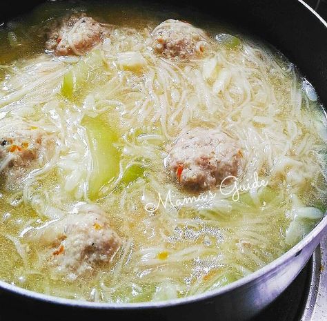 Misua Recipe, Albondigas Recipe, Filipino Soup, Filipino Food Dessert, Philippines Food, Noodle Soup Recipes, Pinoy Food, Entree Recipes, Mexican Food Recipes Authentic