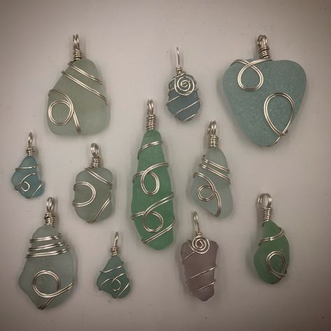 Silver Wire Jewelry, زجاج ملون, Wire Wrapped Stone Jewelry, Wire Wrap Jewelry Designs, Wire Wrapped Jewelry Tutorials, Bijoux Fil Aluminium, Beachglass Jewelry, Wire Jewelry Designs, Rock Jewelry