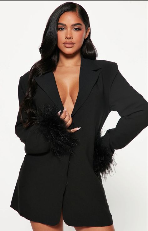 Blazers Outfits, Amaya Colon, Blazer Mini Dress, Mini Dress Long Sleeve, Feather Trim, Down Feather, Black Mini Dress, Dresses Ideas, Stretch Dress