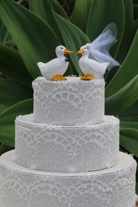 Our new Duck and Goose Wedding Cake Topper is hand carved and hand painted for your one of a kind wedding. This little pair of ducks is perfect for a rustic wedding, lake wedding or farm wedding. ♥ This listing includes two wooden ducks, gazing at each other adoringly on their big day. Dressed in wedding white, our bride looks pretty in her simple veil and flower. The groom looks especially smart in his silky black bow tie. ♥ Each duck is about 2.5 inches long by about 3 inches tall (6.5 cm x 7. Goose Wedding Cake Topper, Duck Wedding Cake Toppers, Duck Themed Wedding, Goose Cake Topper, Cute Wedding Toppers, Duck Wedding Cake, Duck Cake Topper, Duck Wedding, Goose Cake