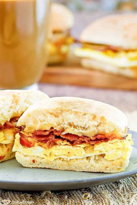 Starbucks Breakfast Sandwich, Starbucks Sandwiches, Gouda Sandwich, Starbucks Banana Bread, Sausage And Bacon, Starbucks Breakfast, Breakfast Sandwich Recipes, Bacon Sandwich, Ciabatta Bread