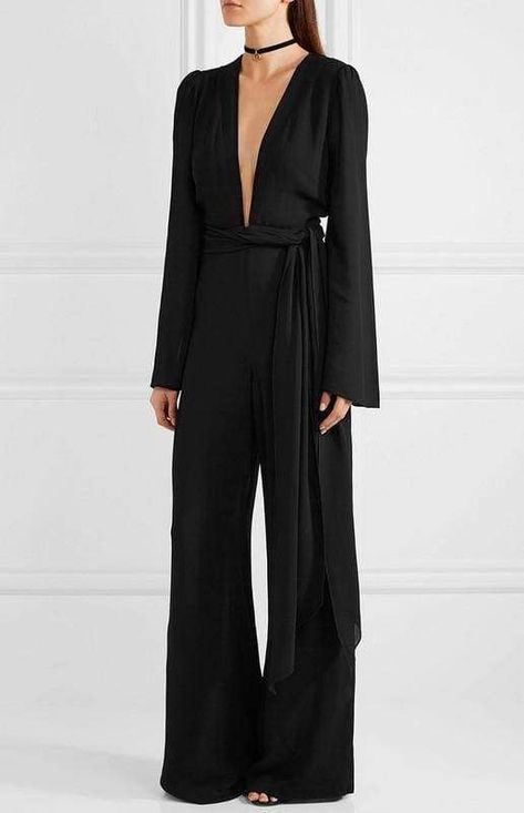 21fe5b8ba755eeaece7a450849876228desc51060316ri Black Minimalist Wardrobe, Jumpsuit Outfit Elegant, Witchy Closet, Banquet Outfits, Main Character Dress, Red Carpet Interview, Jumpsuit Palazzo, Classic Jumpsuit, A Black Wedding